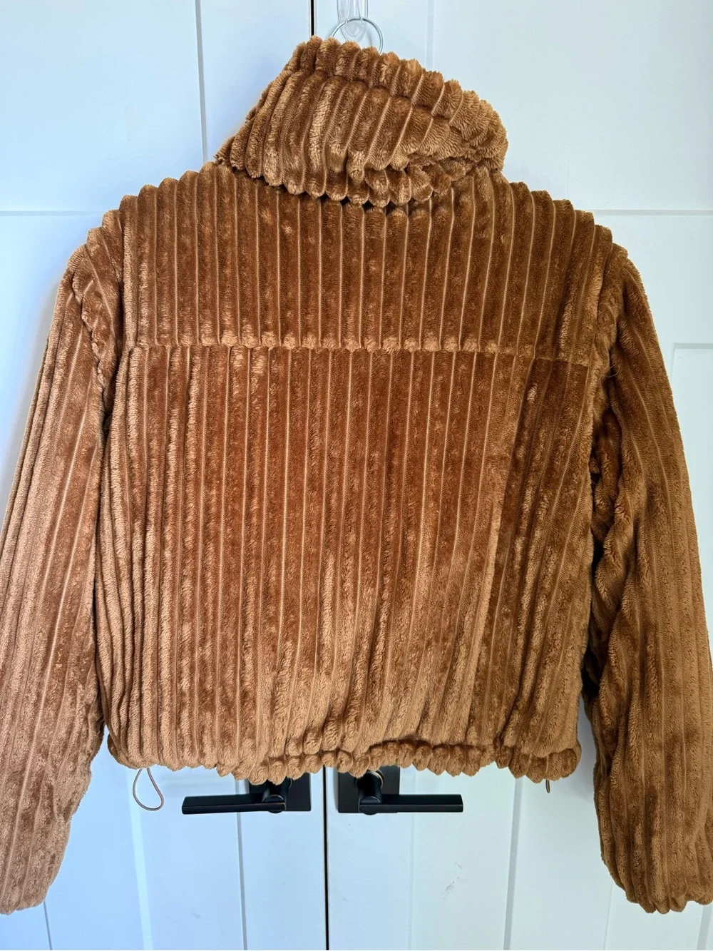 BDG Isla Plush Ribbed Teddy Jacket in Caramel Brown size S.
